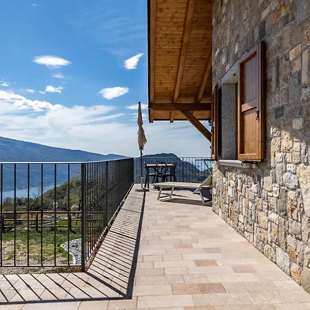 Bocca Nevese Pino Farm stay *